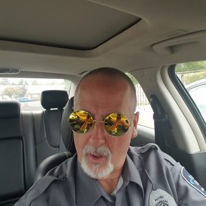 Meet your Posher, Ray